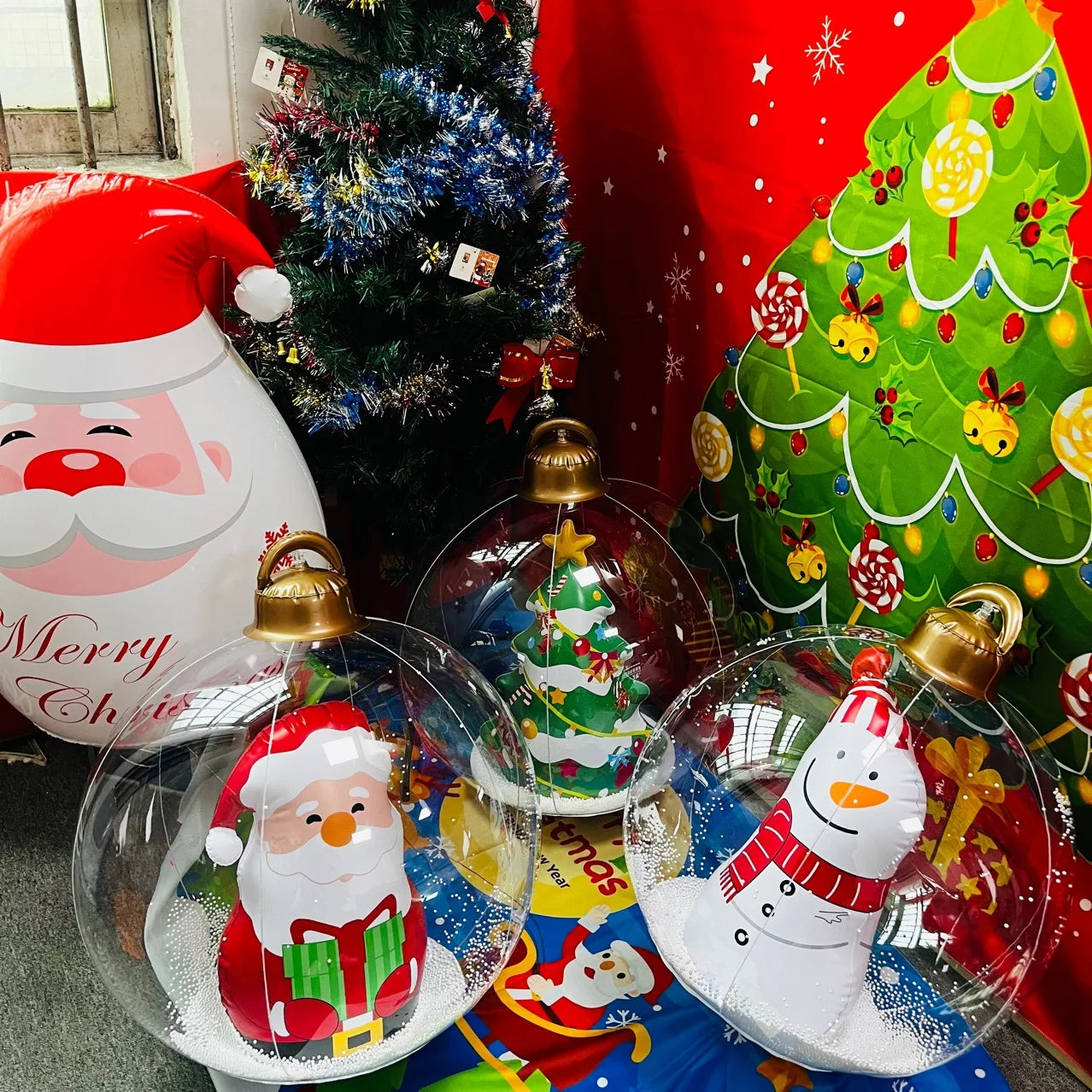 Inflatable Christmas Balls Xmas Style: Outdoor Yard Festive Decor, Party Supplies